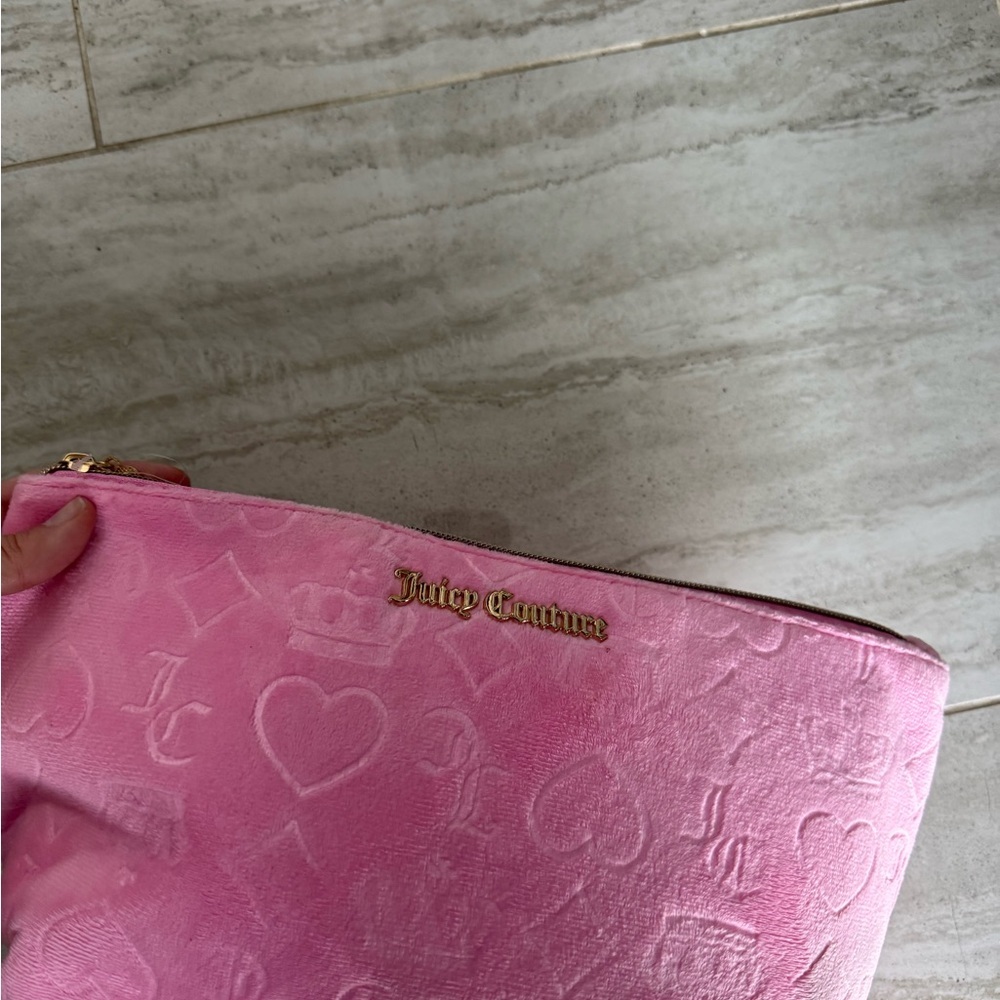 Juicy Couture Pink Cosmetic Bag - Picture 2 of 3